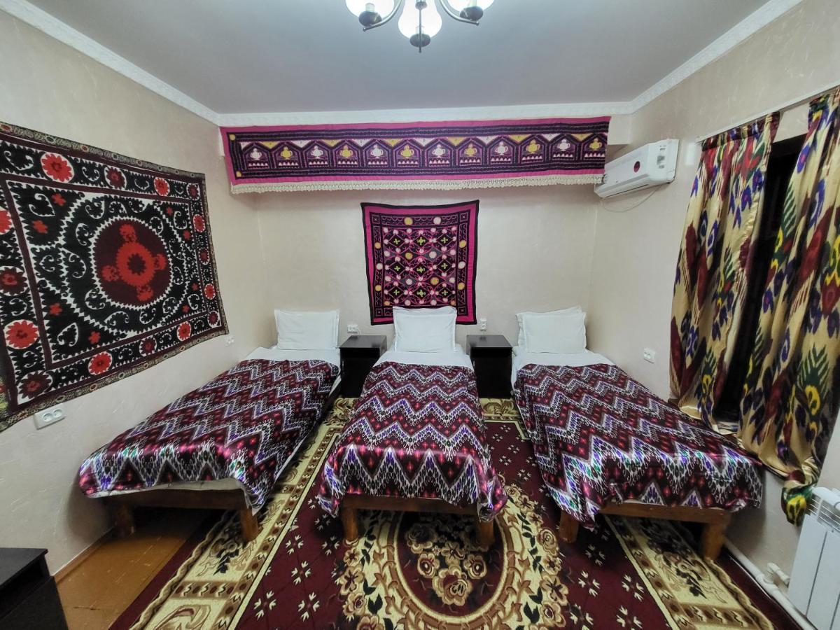 Hotel Registon Zargaron Samarkand Bagian luar foto