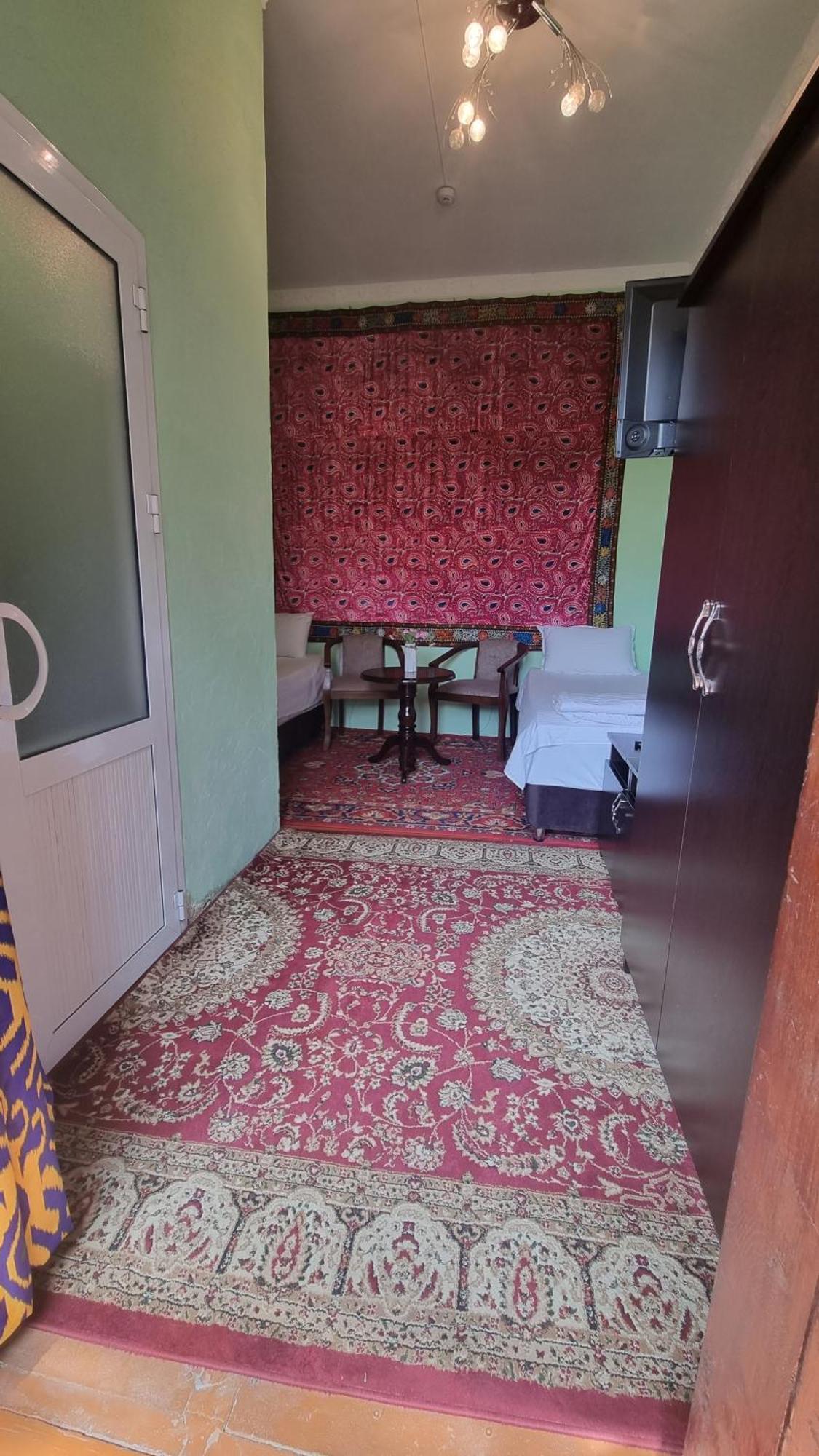 Hotel Registon Zargaron Samarkand Bagian luar foto