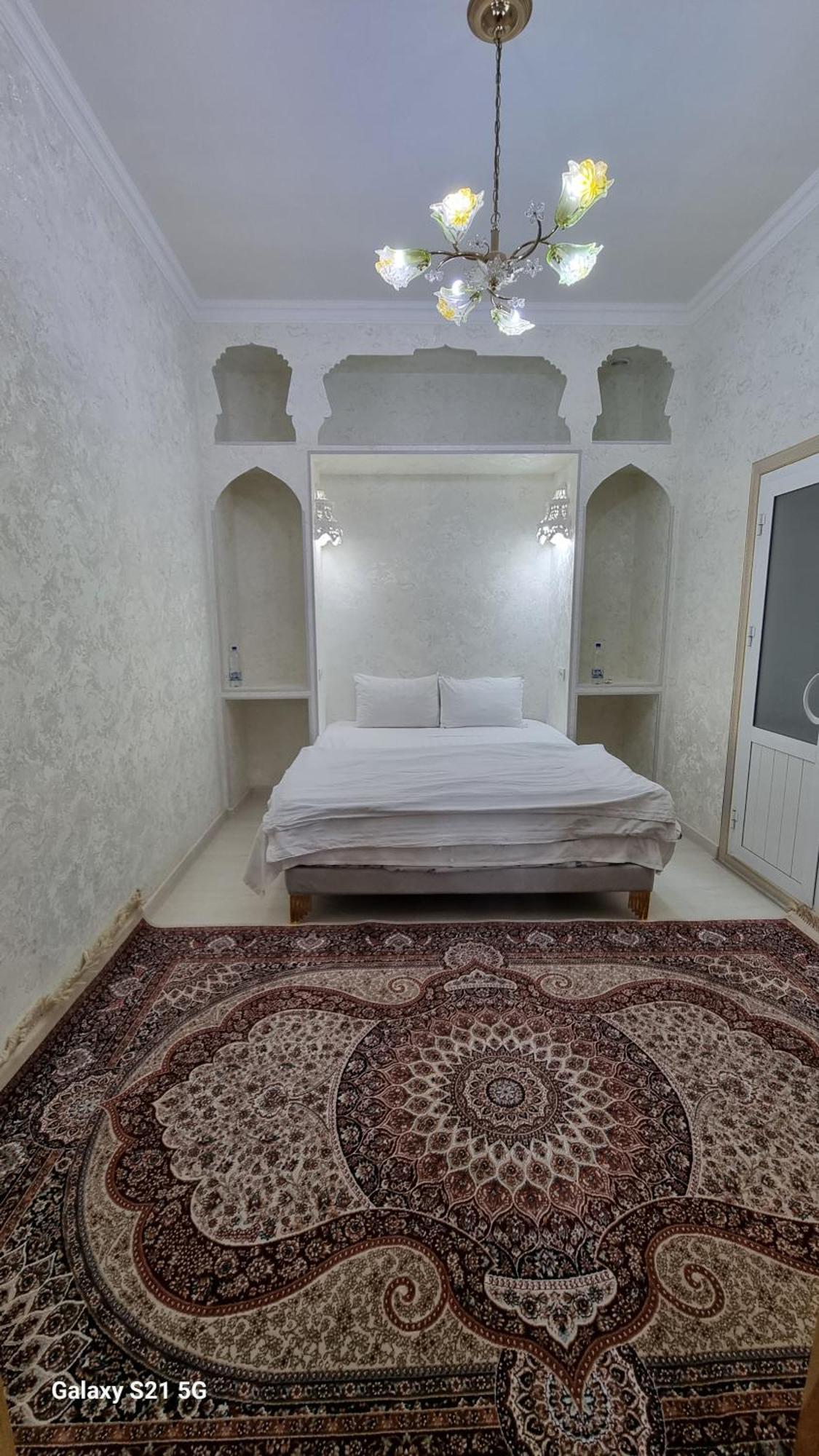 Hotel Registon Zargaron Samarkand Bagian luar foto